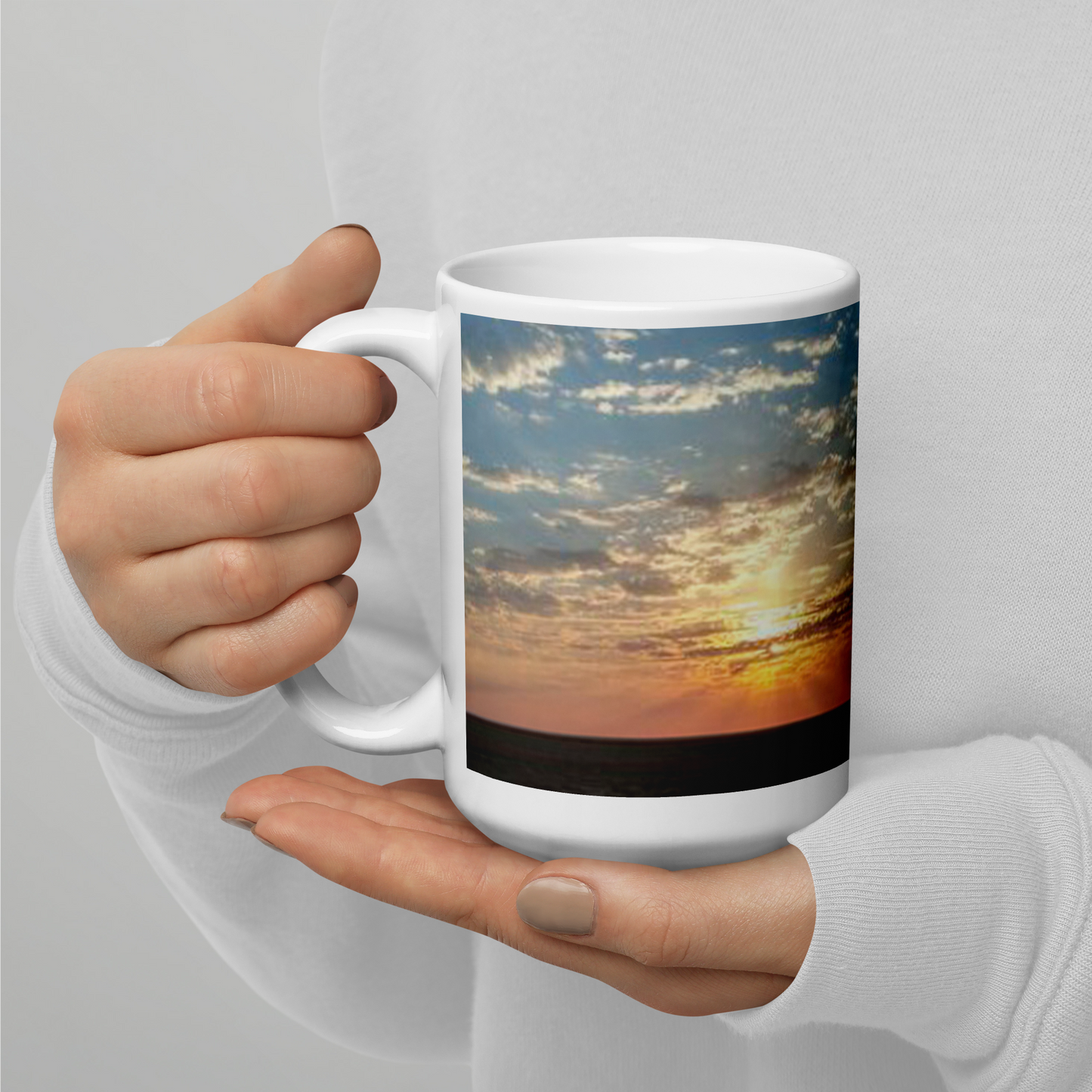 White glossy mug